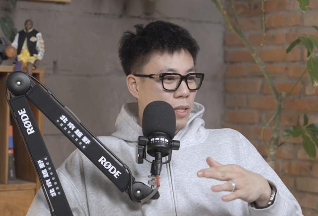 爱游戏体育官方网站-张镇麟：从小在美国学到的就是在场上做“坏人”，球员互喷很正常